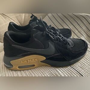 Nike Air Max Excee in the "Black Gum" colorway, Sz 9.5 Men’s